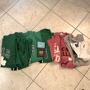 7 Chicago Bulls XL Shirt Lot w/ Official NBA Socks and Glasses Case